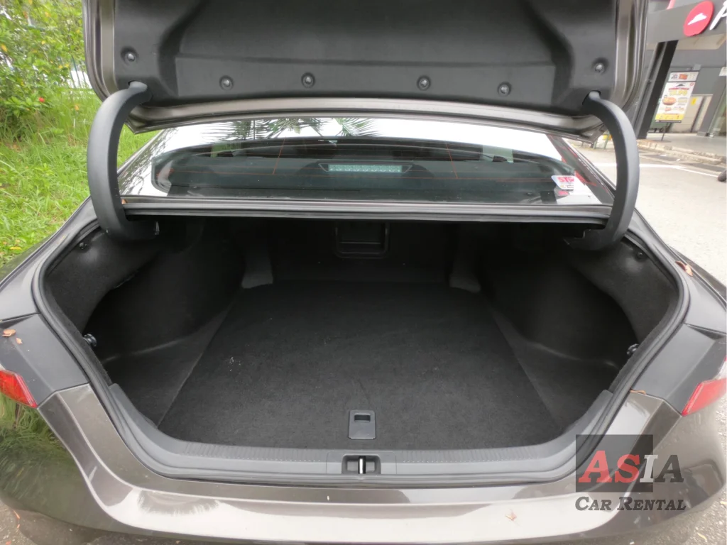 Toyota Camry 600 Boot