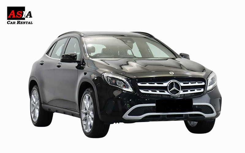 Black Mercedes for lease in Singapore