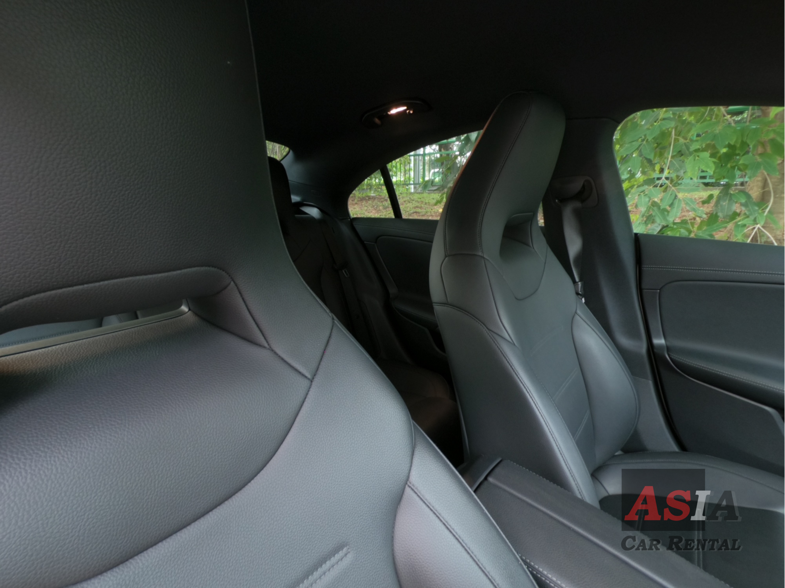 Mercedes-Benz CLA180 (3075) - Interior